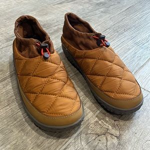 Chaco Ramble Puff Cinch Ankle Boots